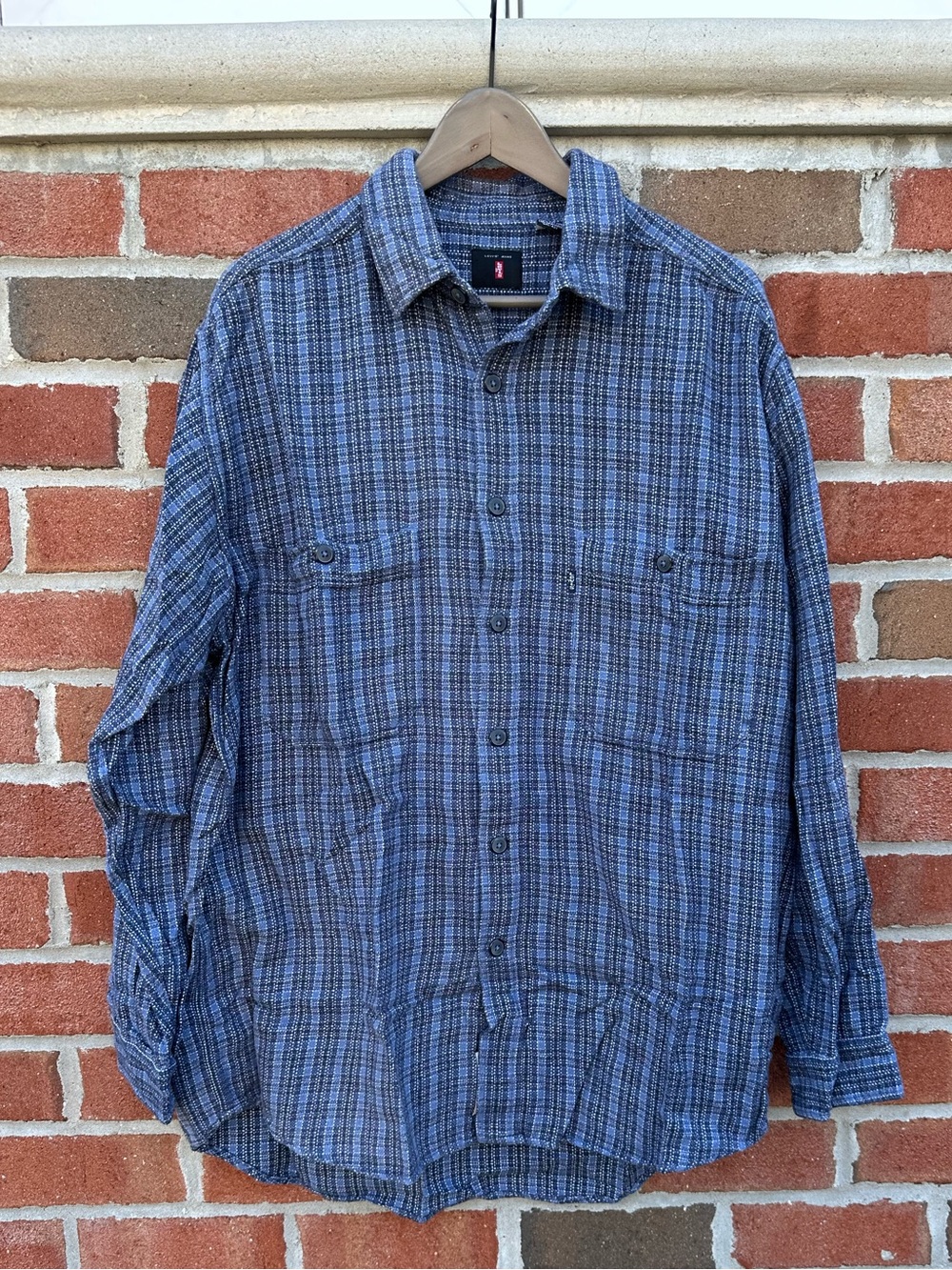 Levi's Jeans Men's 100% Cotton Plaid Button
Down Thick Long Sleeve Shirt Size M